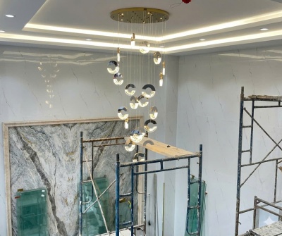 Đèn Thả Thông Tầng Cao Cấp THD2351T21 – Đèn Chùm Pha Lê Hình Chữ C Hiện Đại Sang Trọng Cho Sảnh Giếng Trời Cầu Thang
