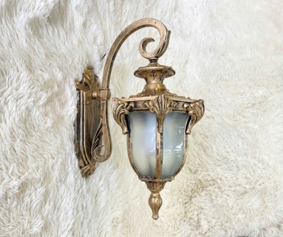 Đèn Vách Tường Trang Trí Cổ Điển VNT6682 - Khung Hợp Kim Sơn Giả Cổ Cao Cấp