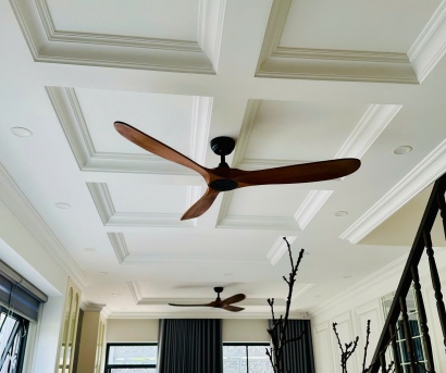 Quạt Trần Cánh Gỗ Cao Cấp QT6004 – Động Cơ DC 50W Siêu Tiết Kiệm Điện, Thiết Kế 3 Cánh Gỗ Nghệ Thuật Sải 1510mm