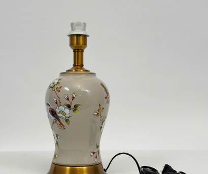 Đèn Bàn Gốm Sứ Sân Vườn Cao Cấp DB101 – Kiệt Tác Vẽ Hoa Văn Chim Chóc Tân Cổ Điển Sang Trọng Đuôi Bóng E27