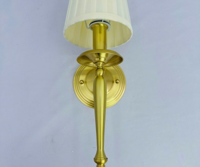 Đèn Vách Tường Trang Trí Cao Cấp VDC04 - Thân Đồng Sang Trọng